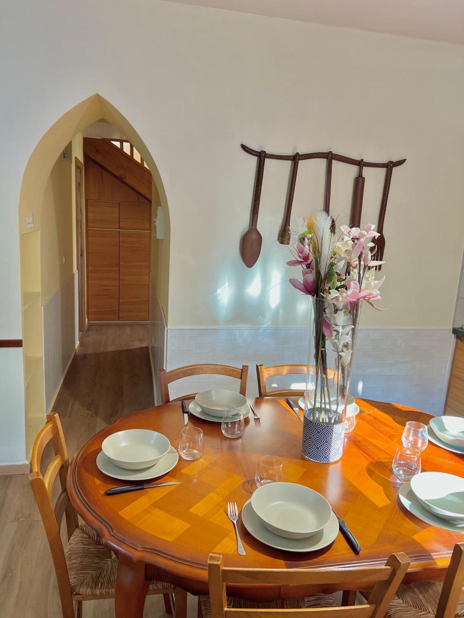 Gouvernes Joumana Tourisme 빌라 외부 사진